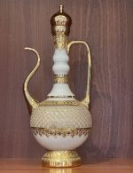 Altın işlemeli cam ibrik